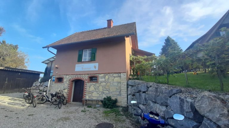 Buschenschank Trummer – Herzlichkeit und  Wohlfühlen!